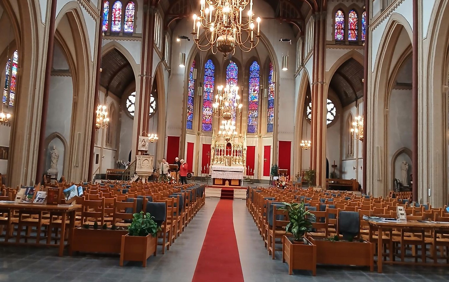 Impressie bezoek Sint-Agneskerk Beeklaan vrijdag 21 februari 2025