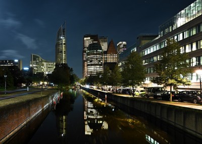 G  Prinsessegracht bij avond- foto: Frits van Straten